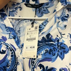 Zara Women’s Blue Floral Shirt